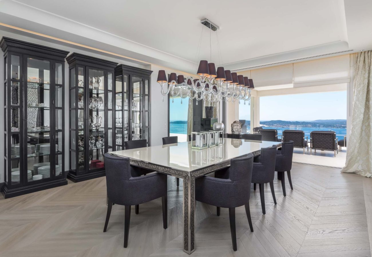 Villa in Grimaud - Villa Imperia - Grimaud avec piscine & hélisurface