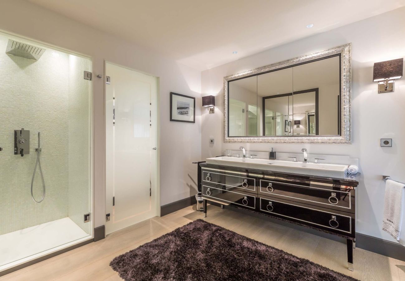 Villa in Grimaud - Villa Imperia - Grimaud avec piscine & hélisurface