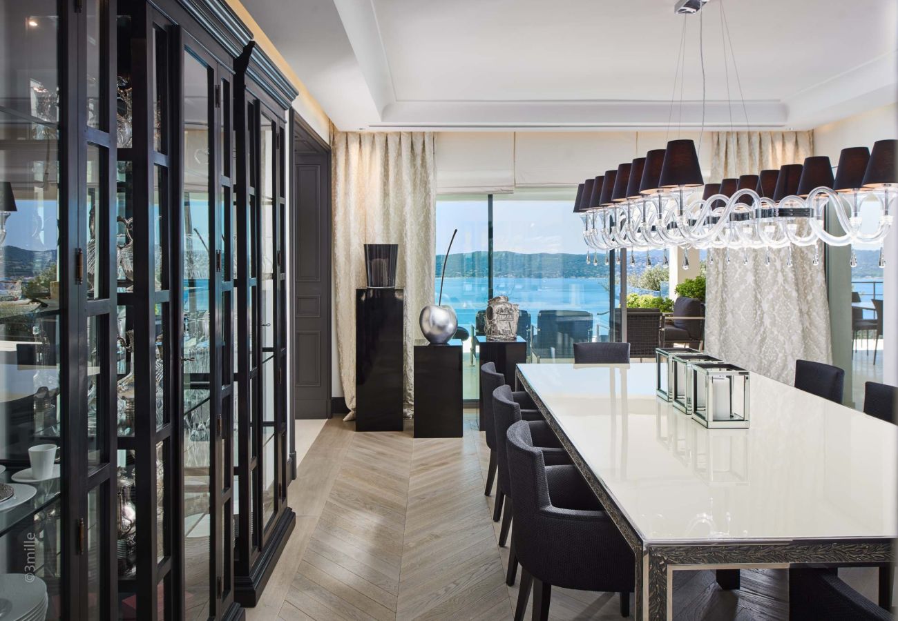 Villa in Grimaud - Villa Imperia - Grimaud avec piscine & hélisurface