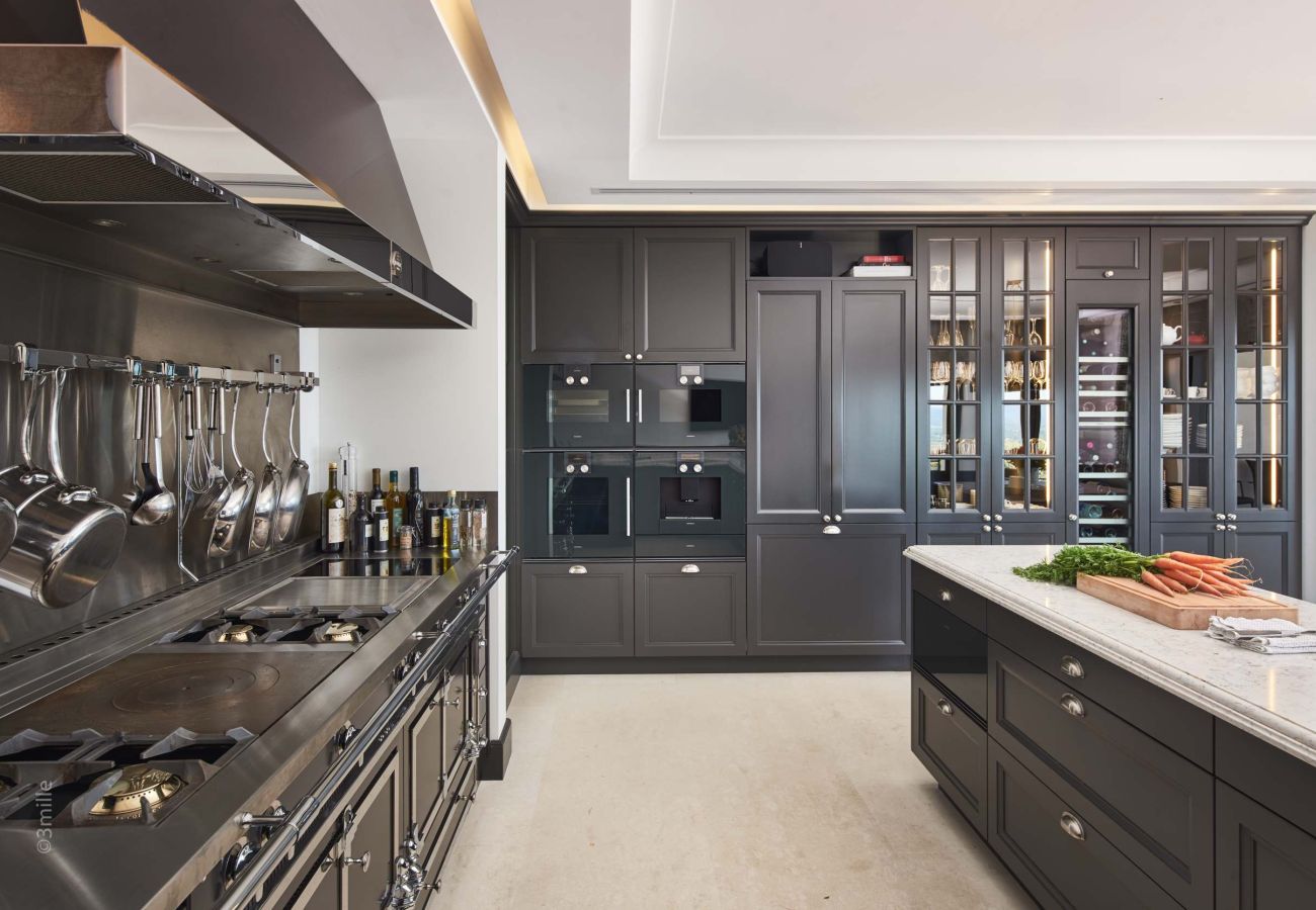 Villa in Grimaud - Villa Imperia - Grimaud avec piscine & hélisurface