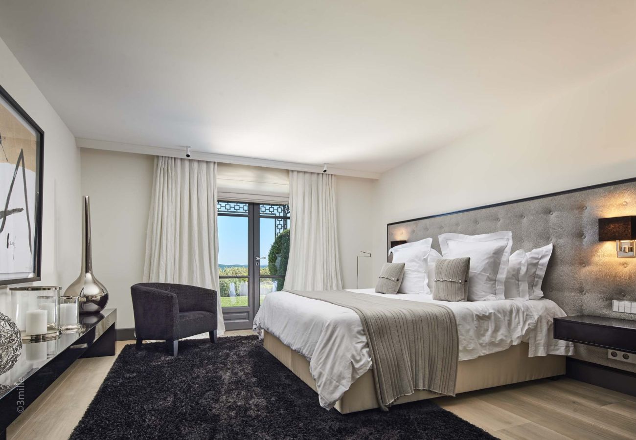 Villa in Grimaud - Villa Imperia - Grimaud avec piscine & hélisurface