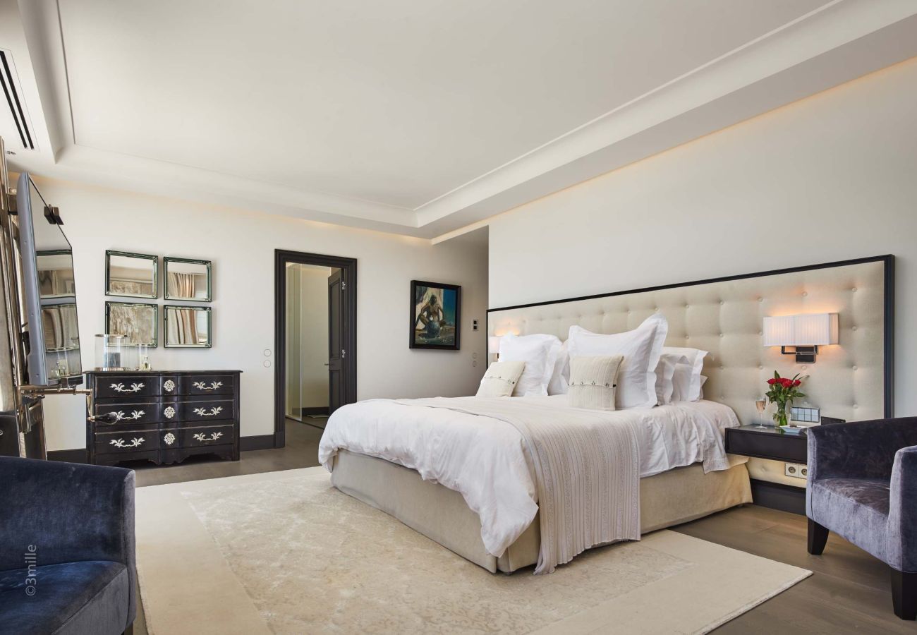 Villa in Grimaud - Villa Imperia - Grimaud avec piscine & hélisurface