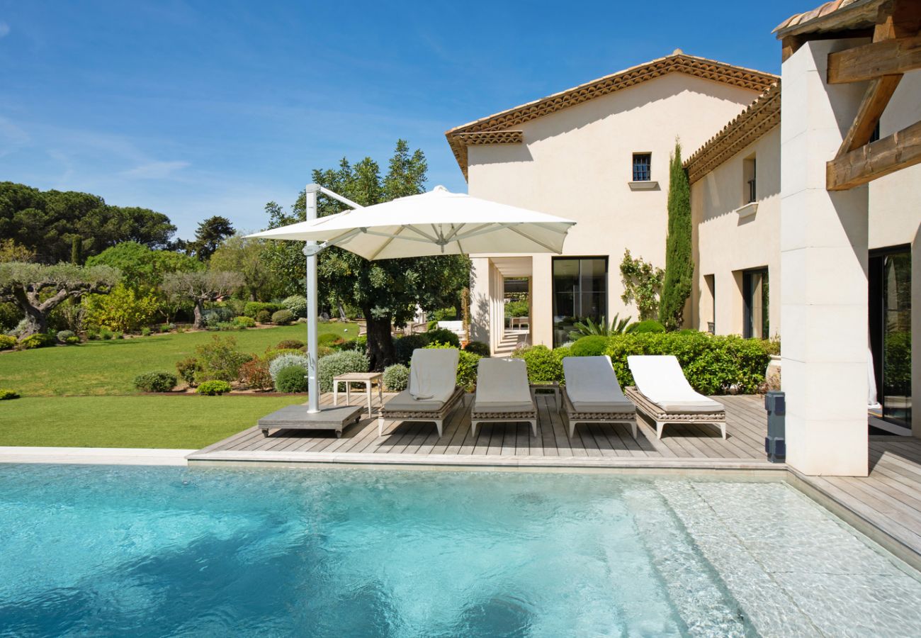 Villa in Saint-Tropez - Villa La Provençale Saint-Tropez piscine
