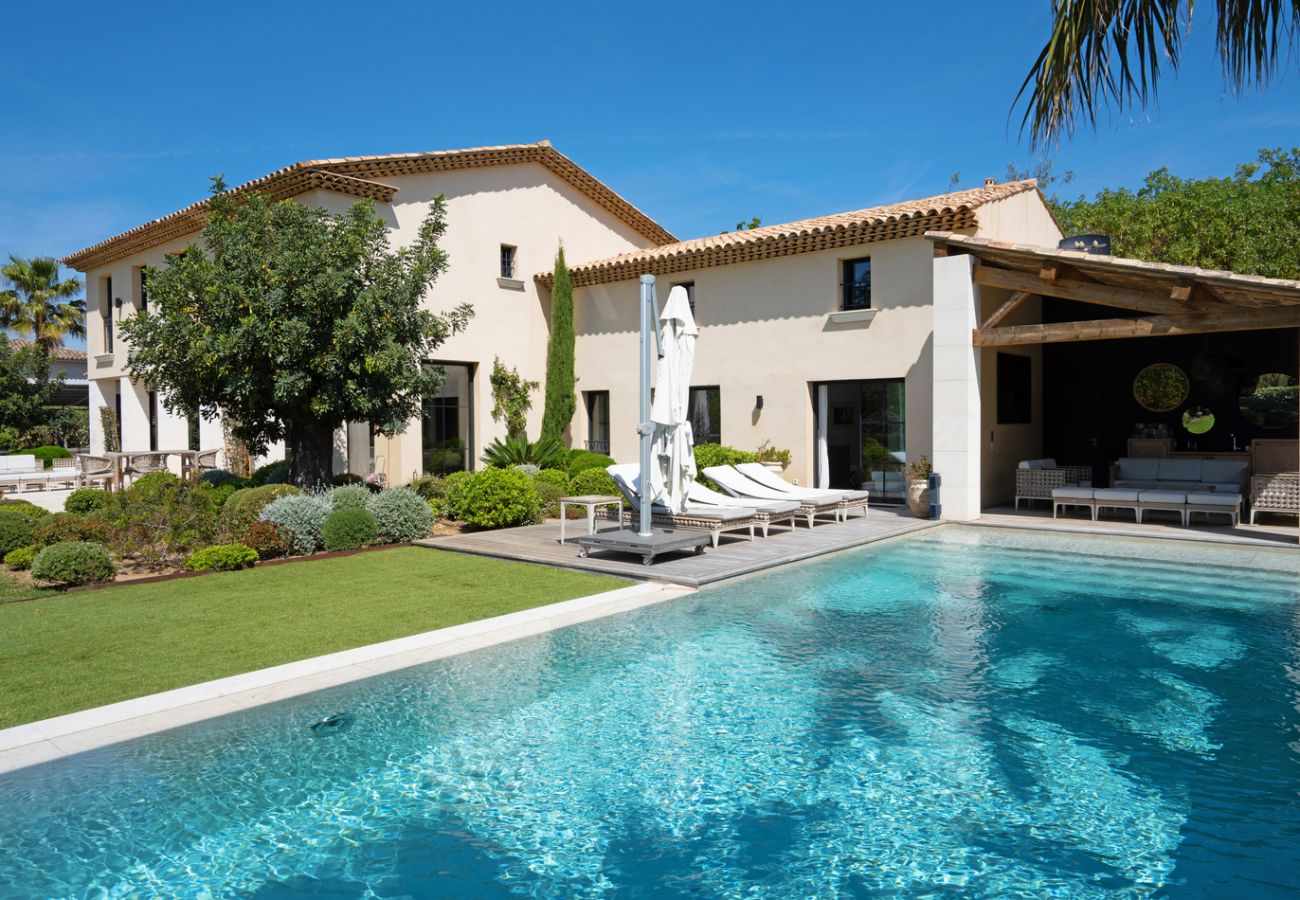 Villa in Saint-Tropez - Villa La Provençale Saint-Tropez piscine
