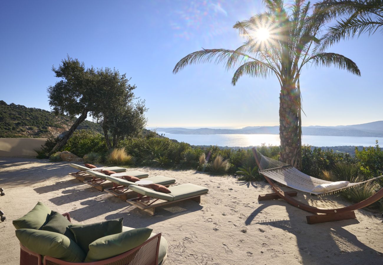 Villa in Grimaud - Villa Beau Rivage Grimaud avec piscine