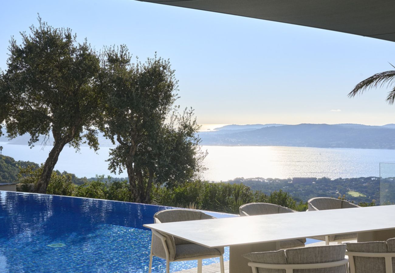 Villa in Grimaud - Villa Beau Rivage Grimaud avec piscine