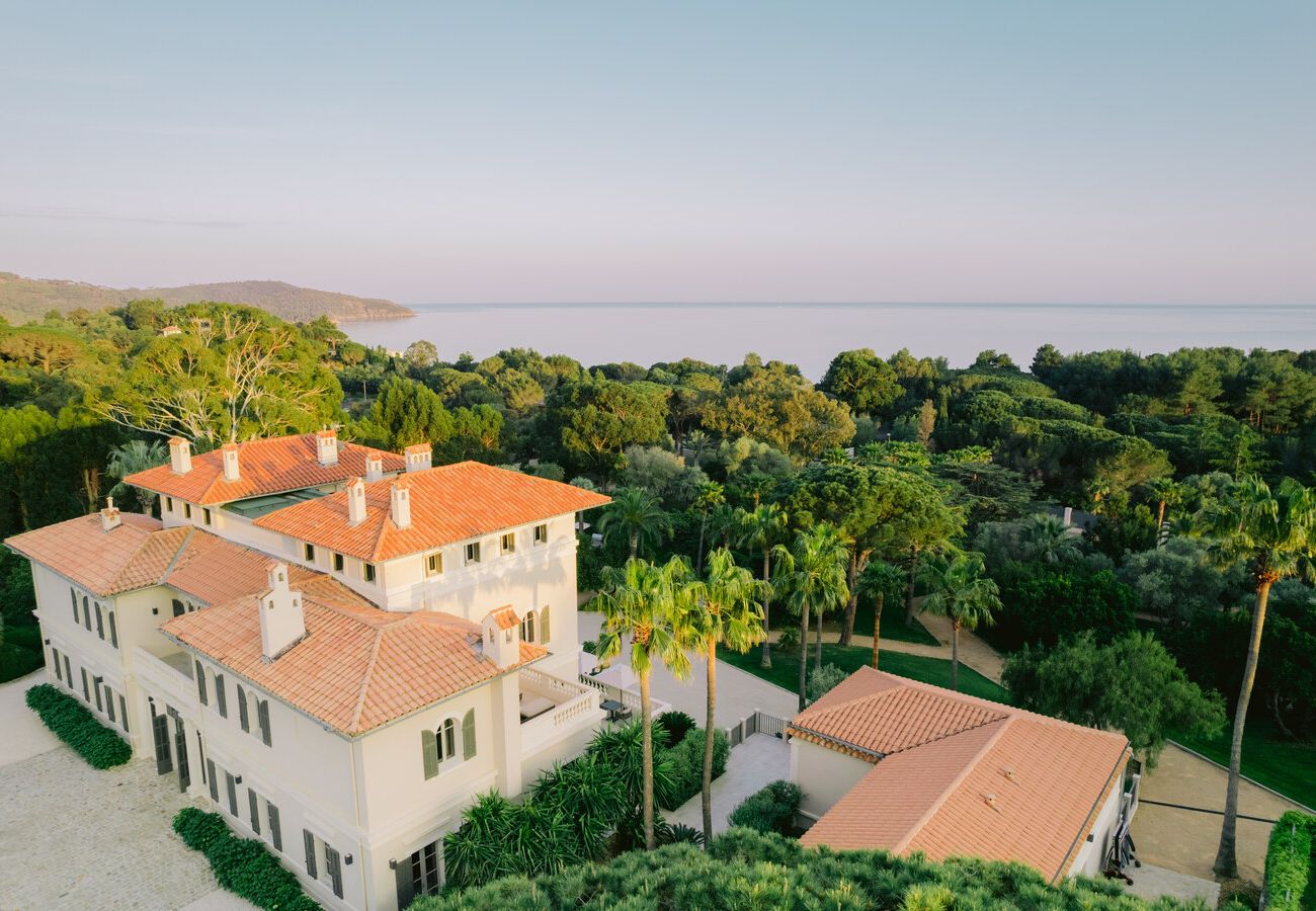 Villa in La Croix-Valmer - Villa Oud Absolu Croix-Valmer avec piscine et héli