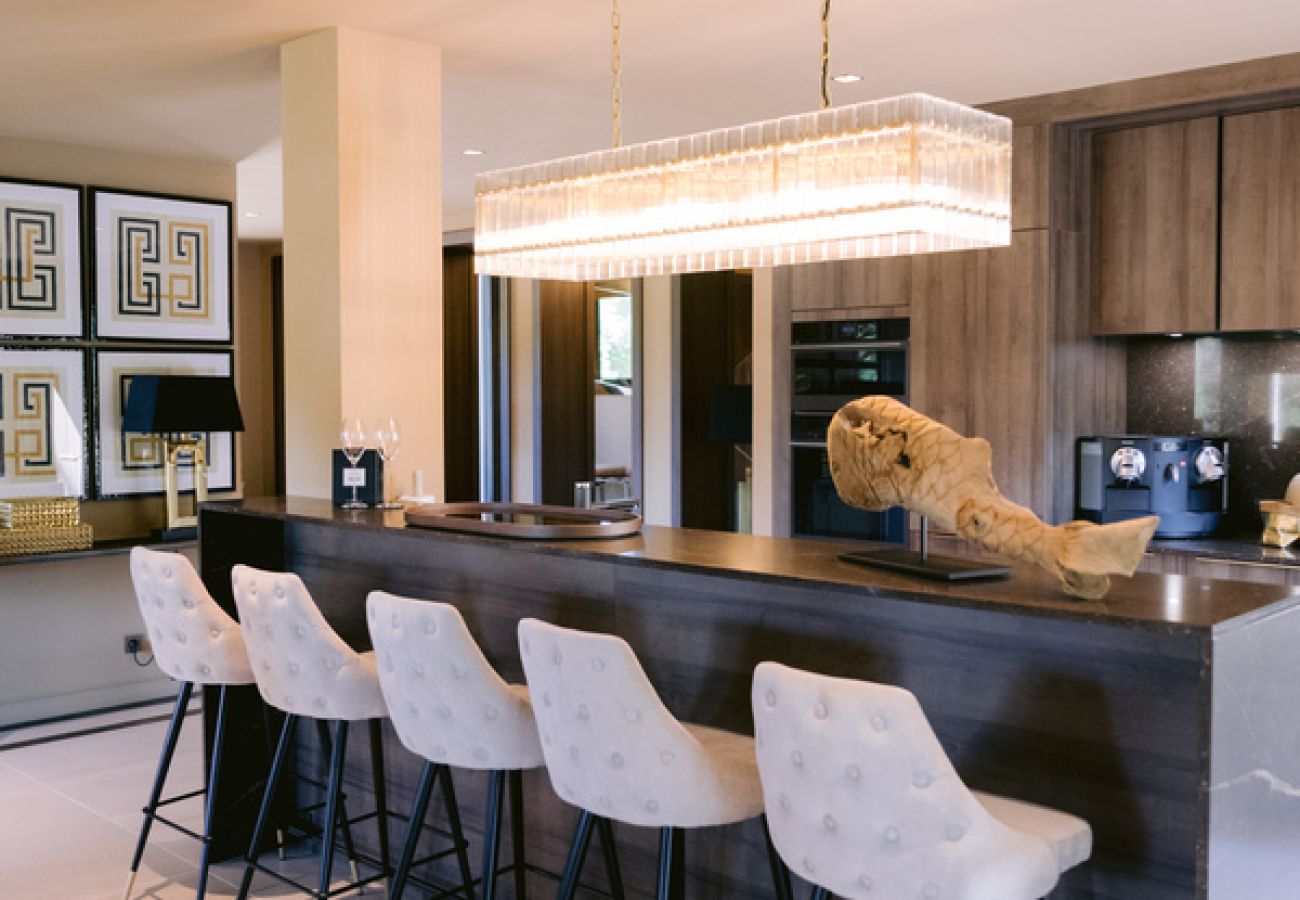 Villa in La Croix-Valmer - Villa Musc Noir Croix-Valmer avec piscine & hélisu