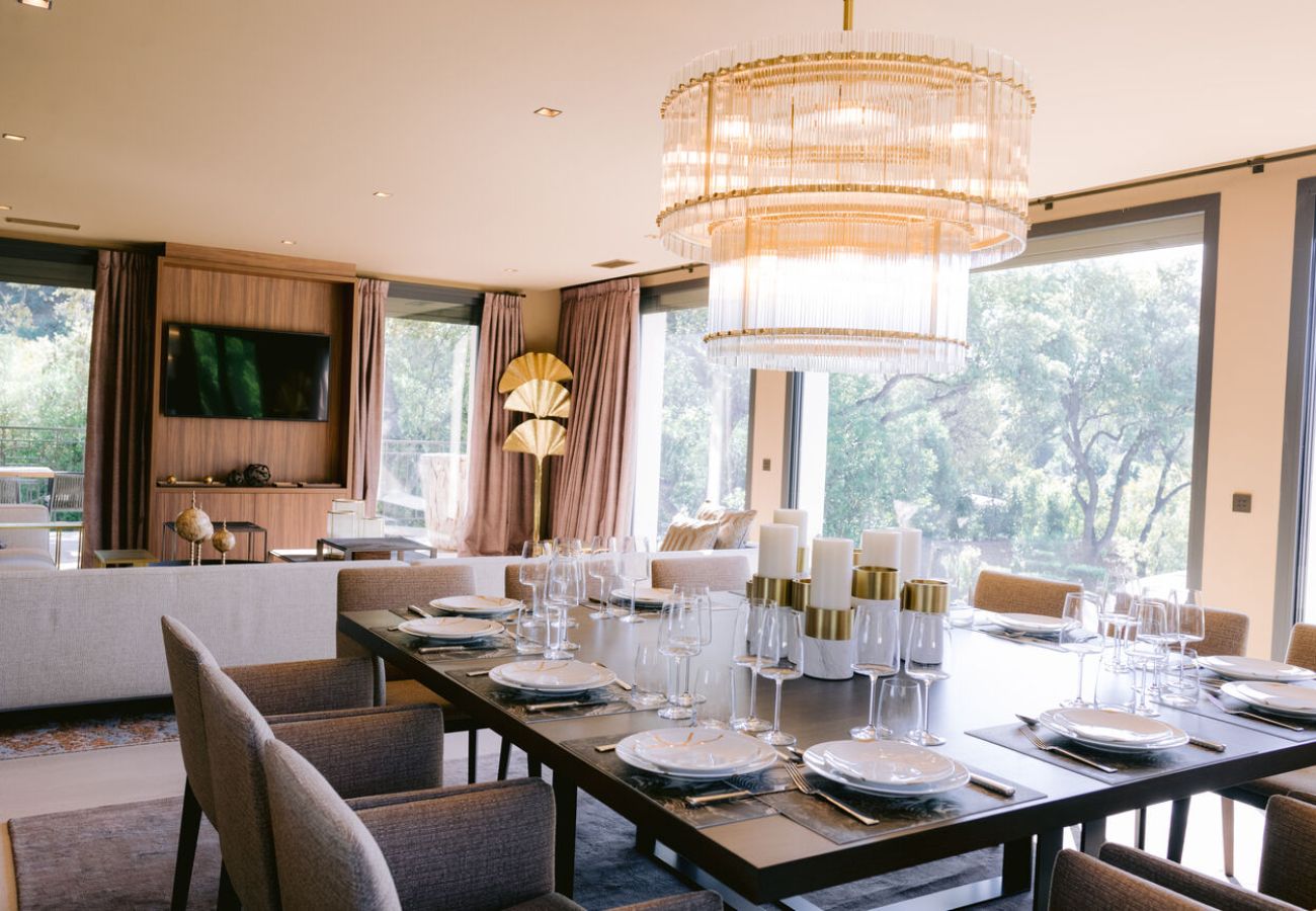 Villa in La Croix-Valmer - Villa Musc Noir Croix-Valmer avec piscine & hélisu