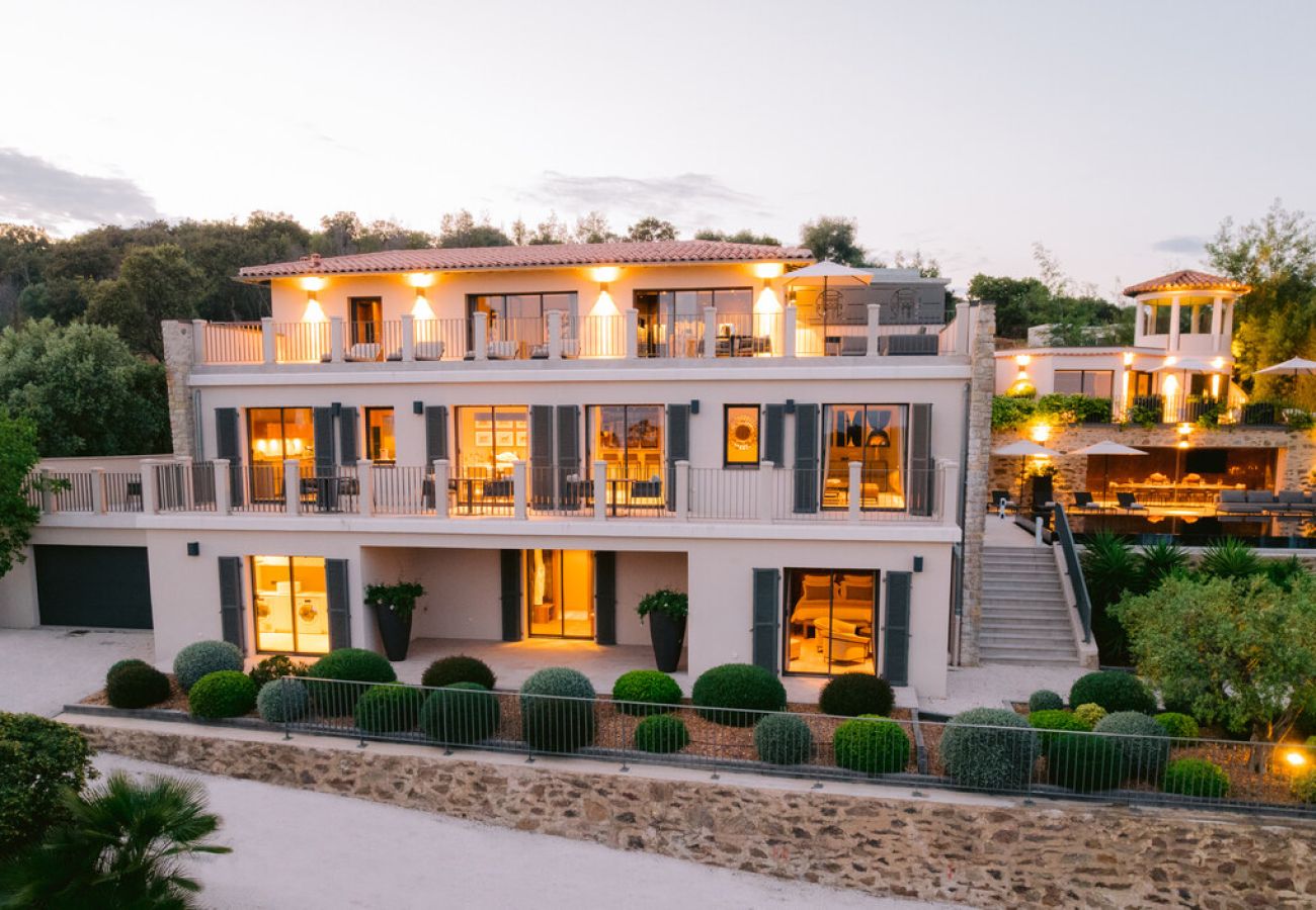 Villa in La Croix-Valmer - Villa Ambre Nuit Croix-Valmer avec piscine & hé