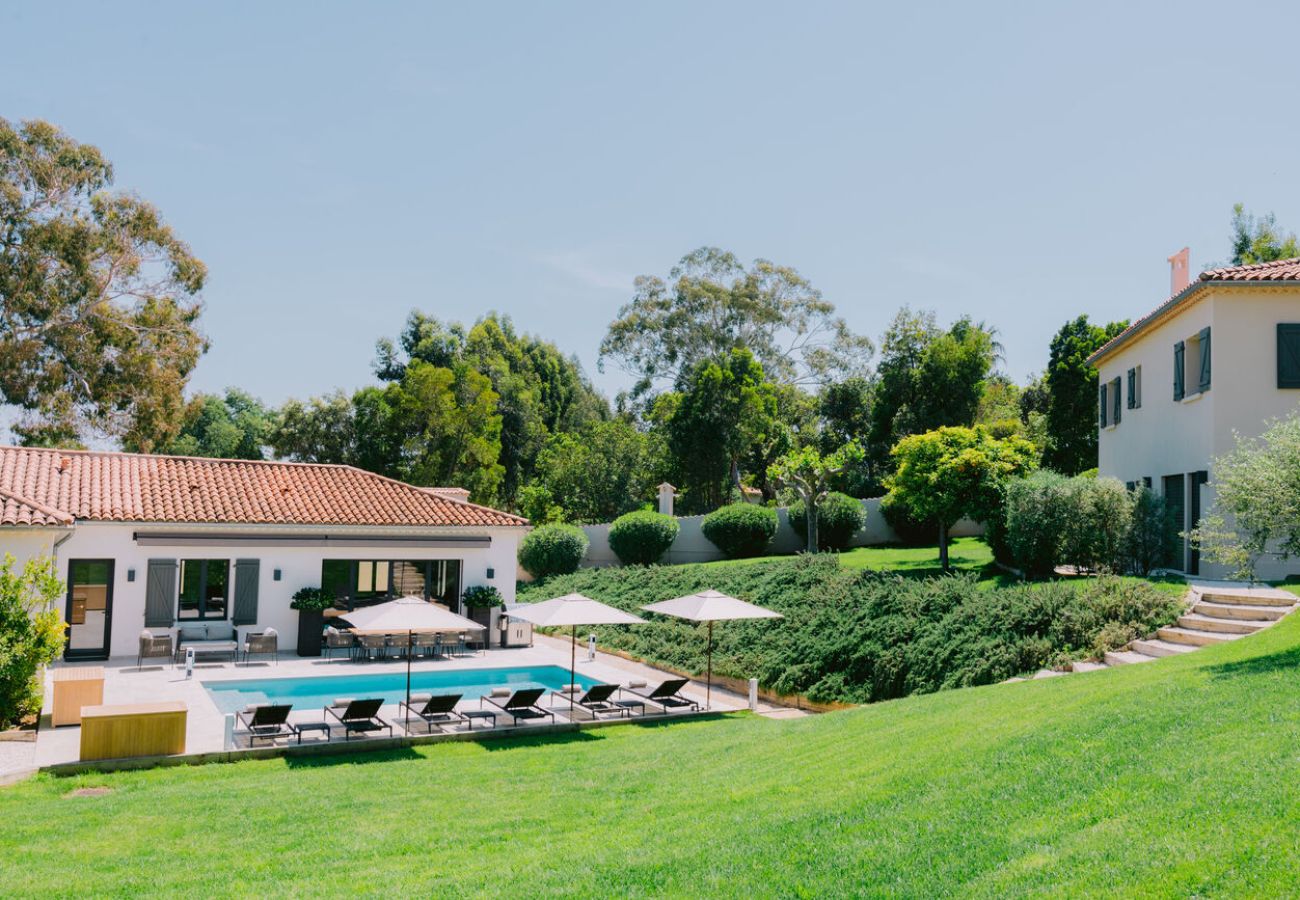 Villa in La Croix-Valmer - Villa Bois Précieux Croix-Valmer avec piscine & hé