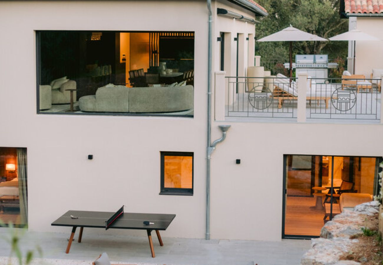 Villa in La Croix-Valmer - Villa Myrrhe Sacrée Croix-Valmer avec piscine & hé