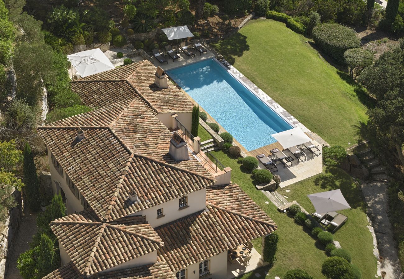 Villa in La Croix-Valmer - VILLA MURMURE D'ARGENT