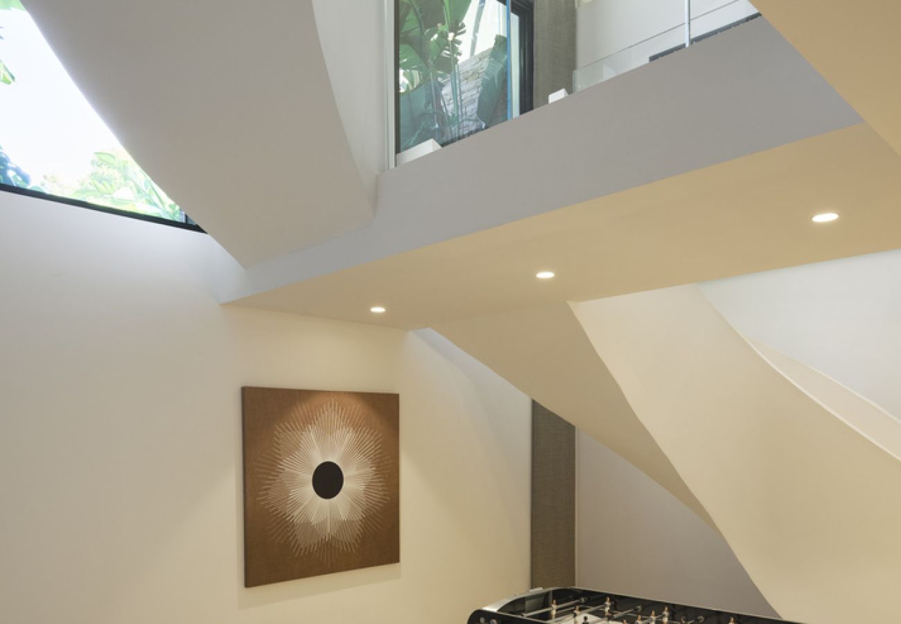 Villa à Saint-Tropez - Villa Les Pins D'OR - Les Parcs avec piscine