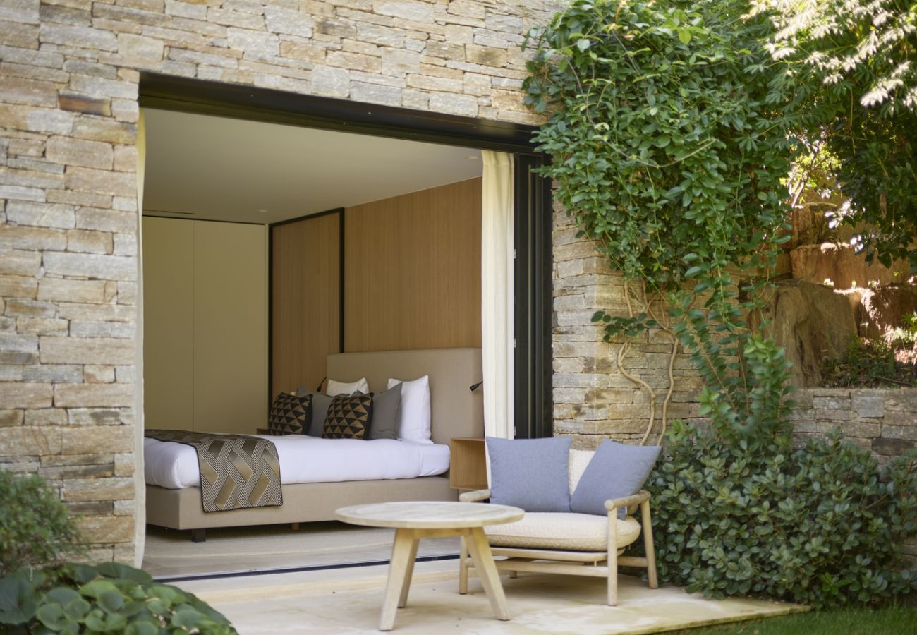 Villa à Saint-Tropez - Villa Les Pins D'OR - Les Parcs avec piscine