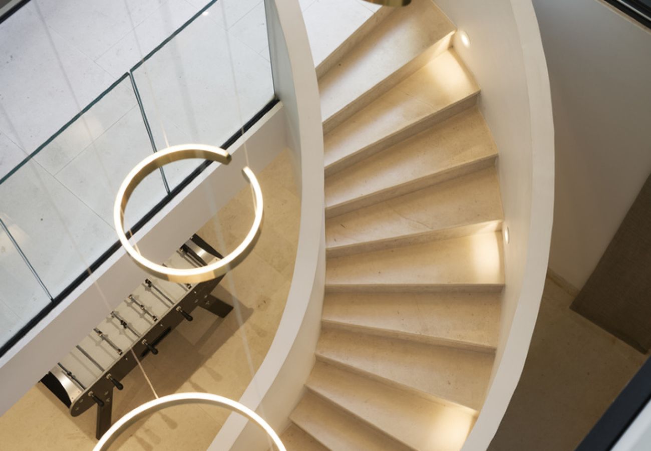 Villa à Saint-Tropez - Villa Les Pins D'OR - Les Parcs avec piscine