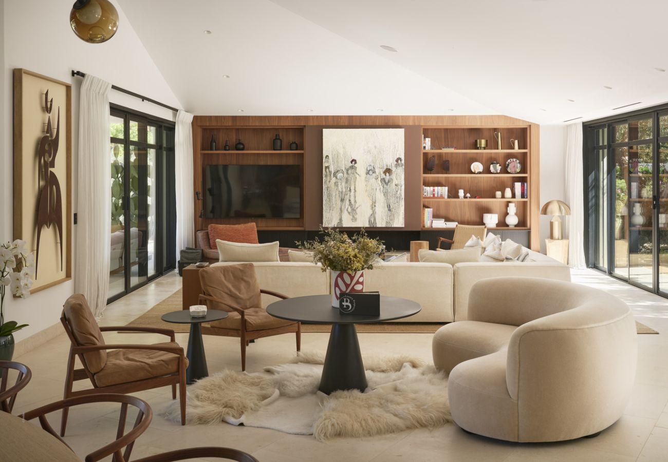 Villa à Saint-Tropez - Villa Les Pins D'OR - Les Parcs avec piscine