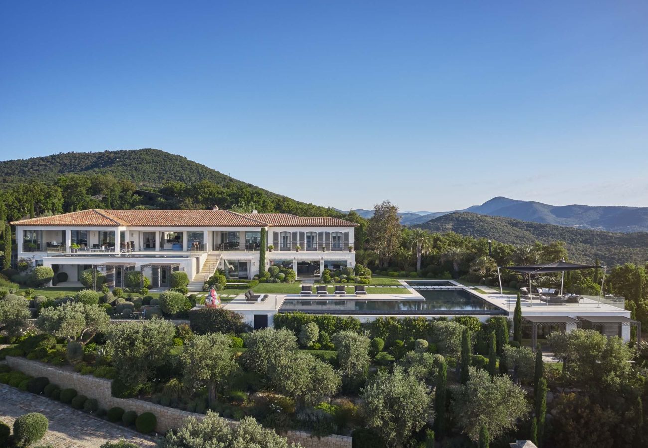 Villa à Grimaud - Villa Imperia - Grimaud avec piscine & hélisurface