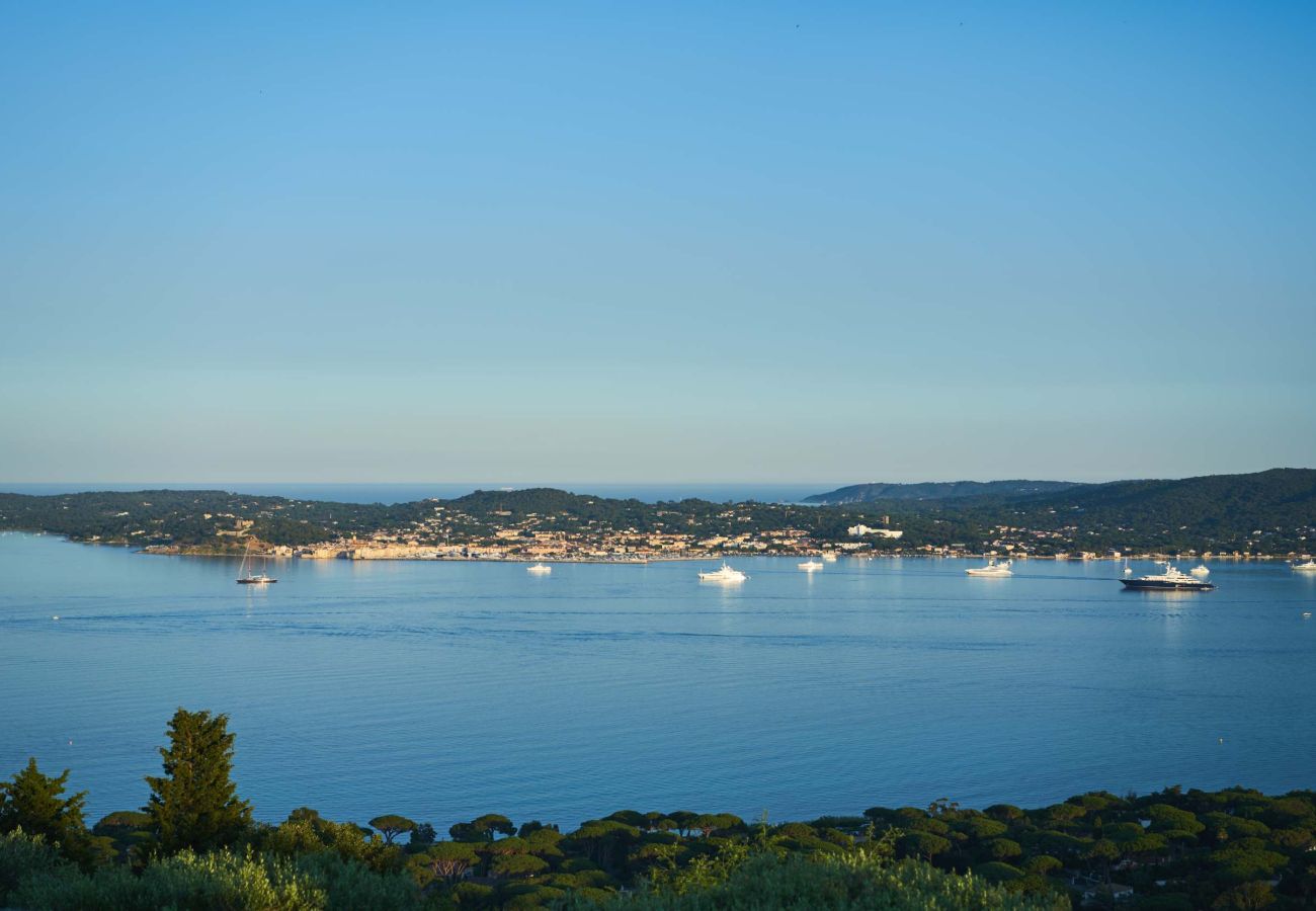 Villa à Grimaud - Villa Imperia - Grimaud avec piscine & hélisurface