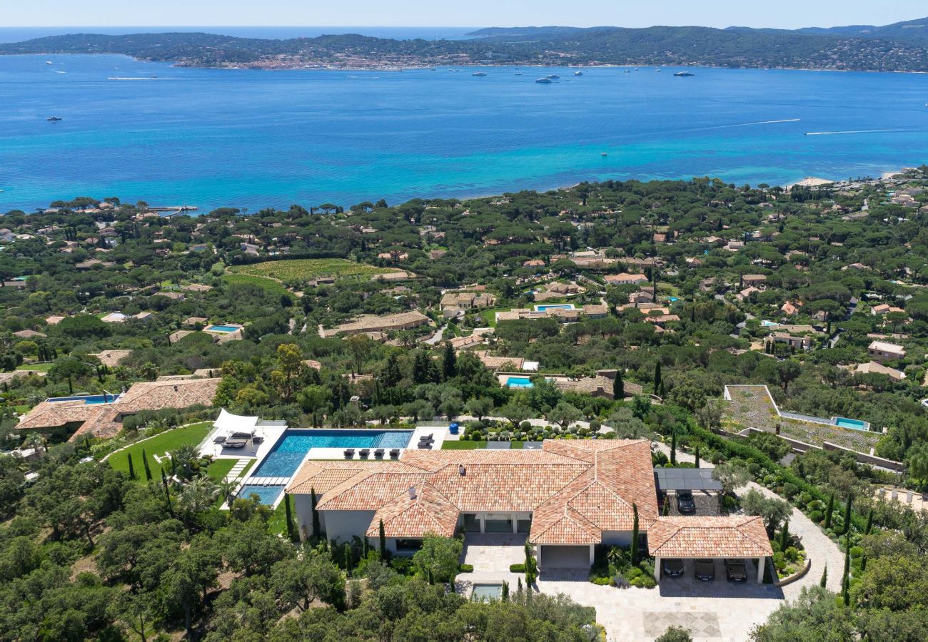 Villa à Grimaud - Villa Imperia - Grimaud avec piscine & hélisurface