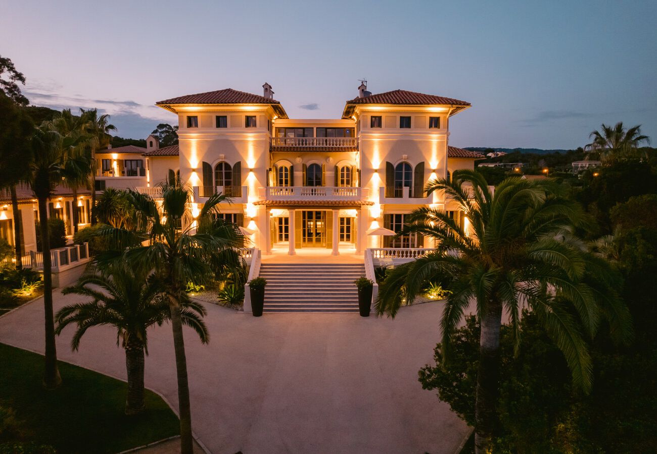 Villa à La Croix-Valmer - Villa Oud Absolu Croix-Valmer avec piscine et héli