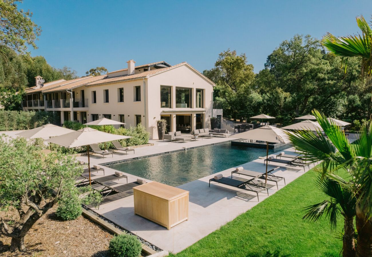 Villa à La Croix-Valmer - Villa Musc Noir Croix-Valmer avec piscine & hélisu