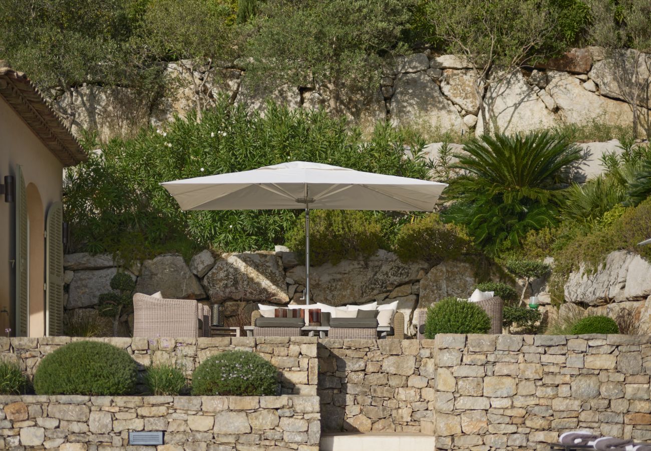 Villa à La Croix-Valmer - VILLA MURMURE D'ARGENT