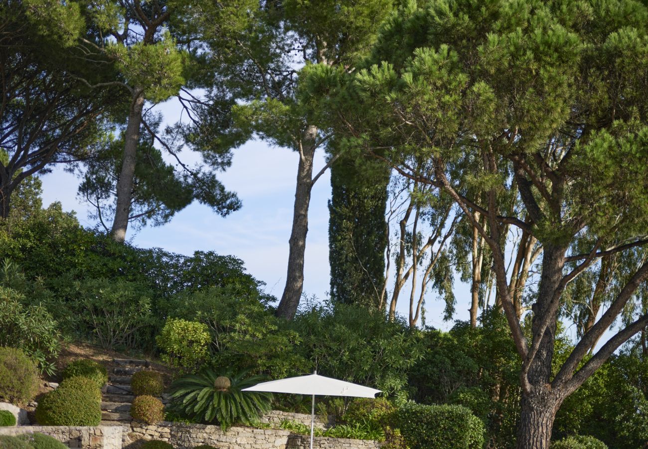 Villa à La Croix-Valmer - VILLA MURMURE D'ARGENT